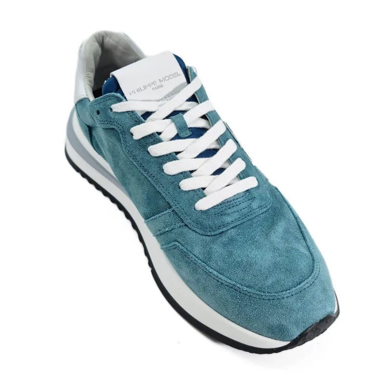 Basket sportswear en velours bleu ciel - Philippe Model - Scarpe