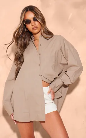 Chemise oversize en effet lin taupe à détail poche