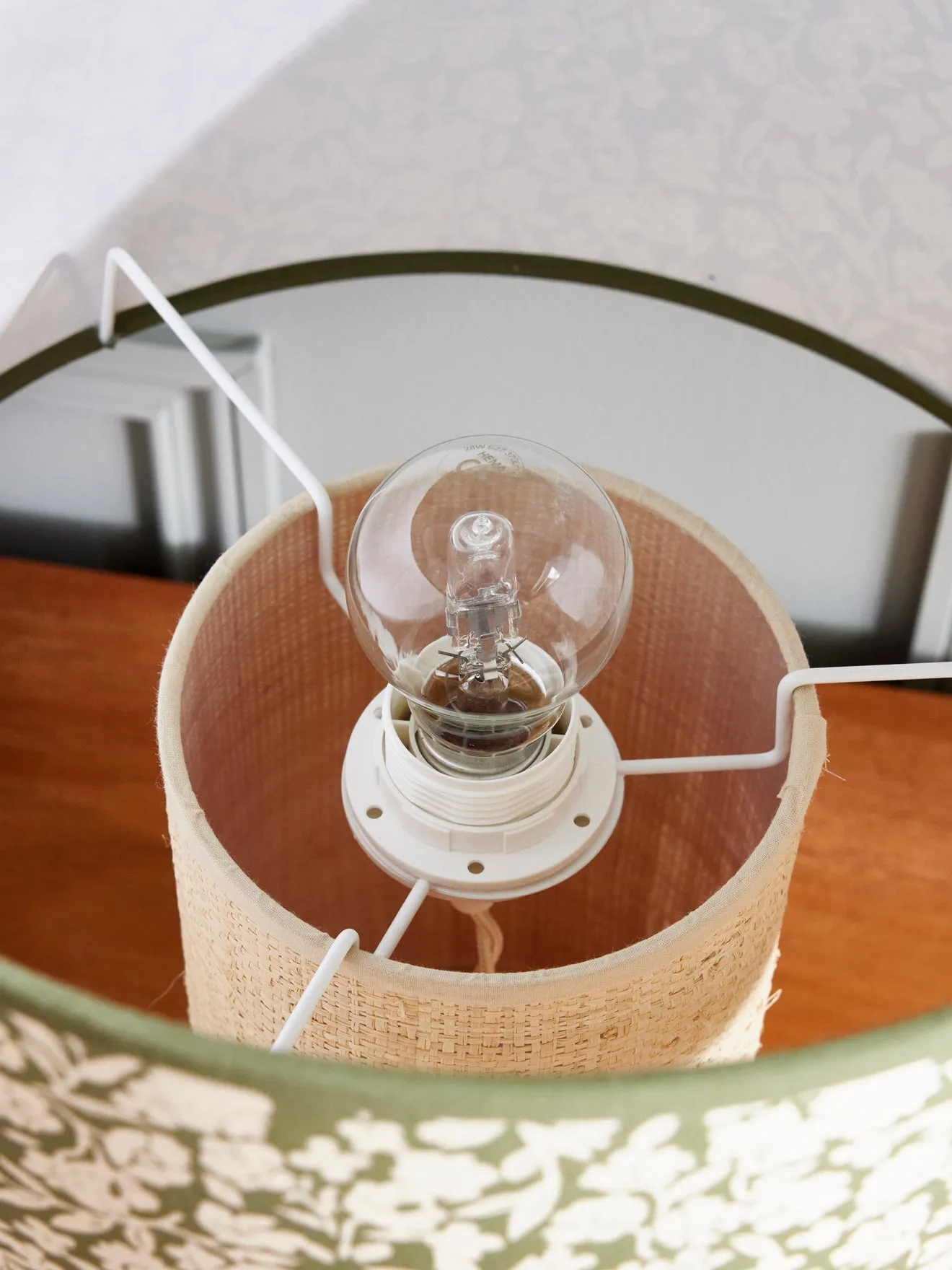 Lampe Fleurie, pied en rabane