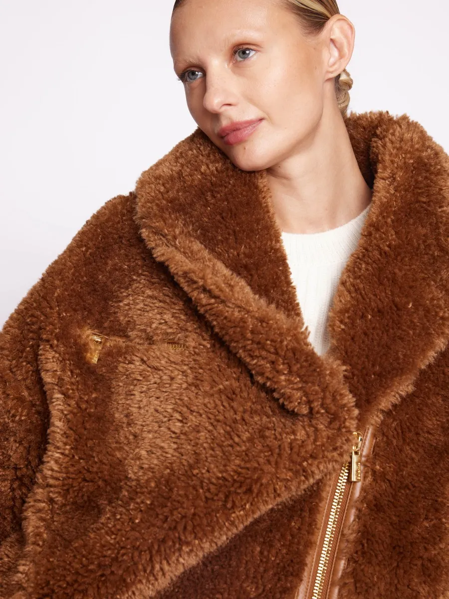 MADIA | Manteau oversize camel en fausse fourrure