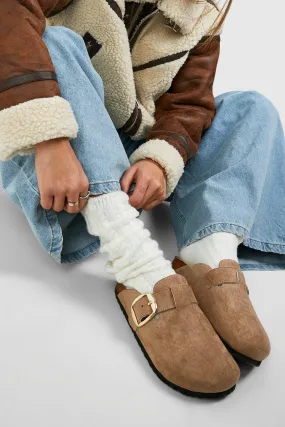 Mules à boucle oversize