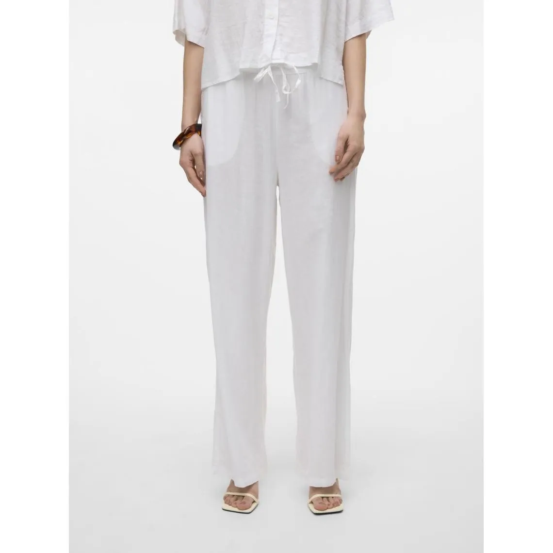 Pantalon à jambe large taille moyenne blanc en lin Lara | 3 Suisses