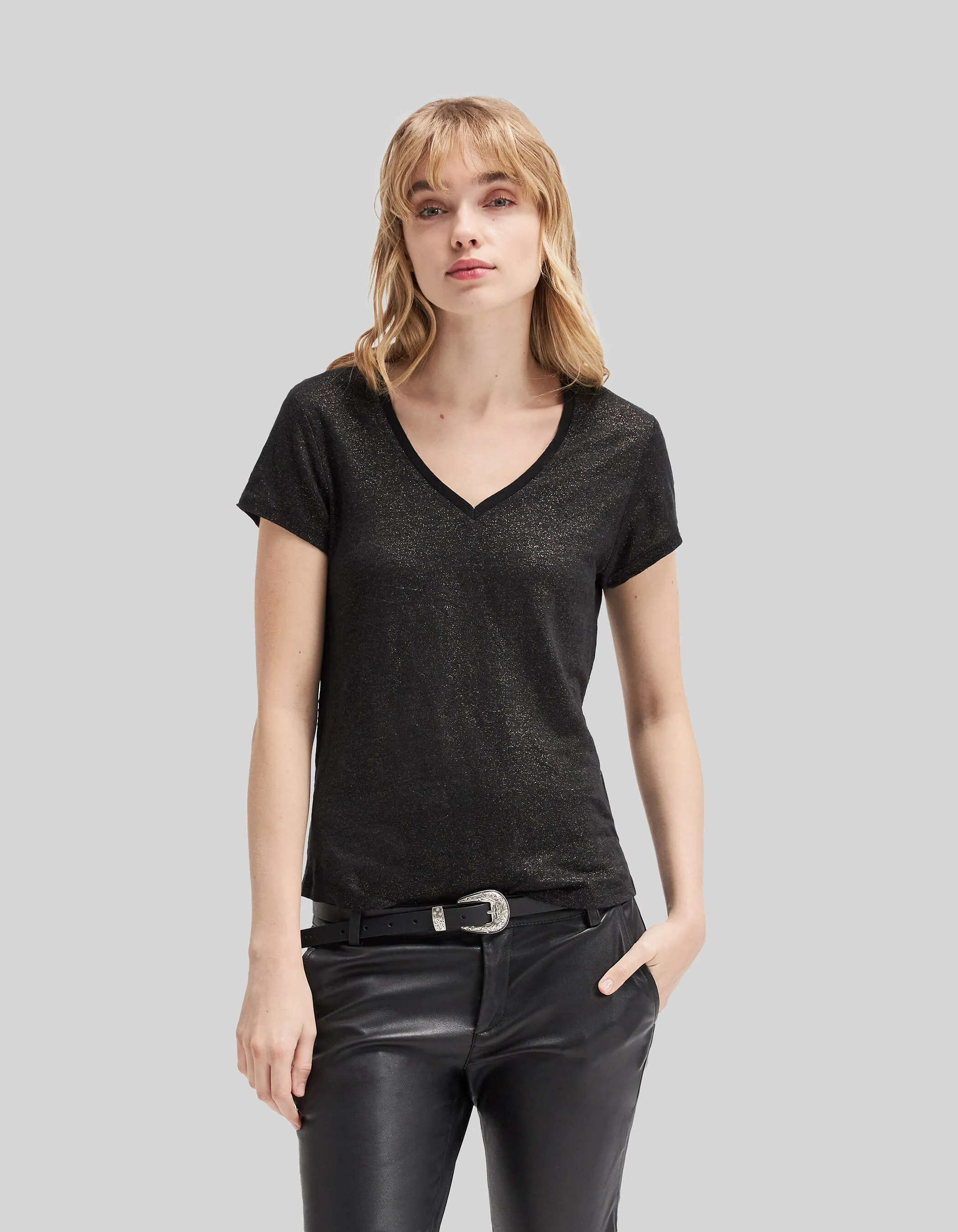 Tee-shirt col V noir en lin foil femme