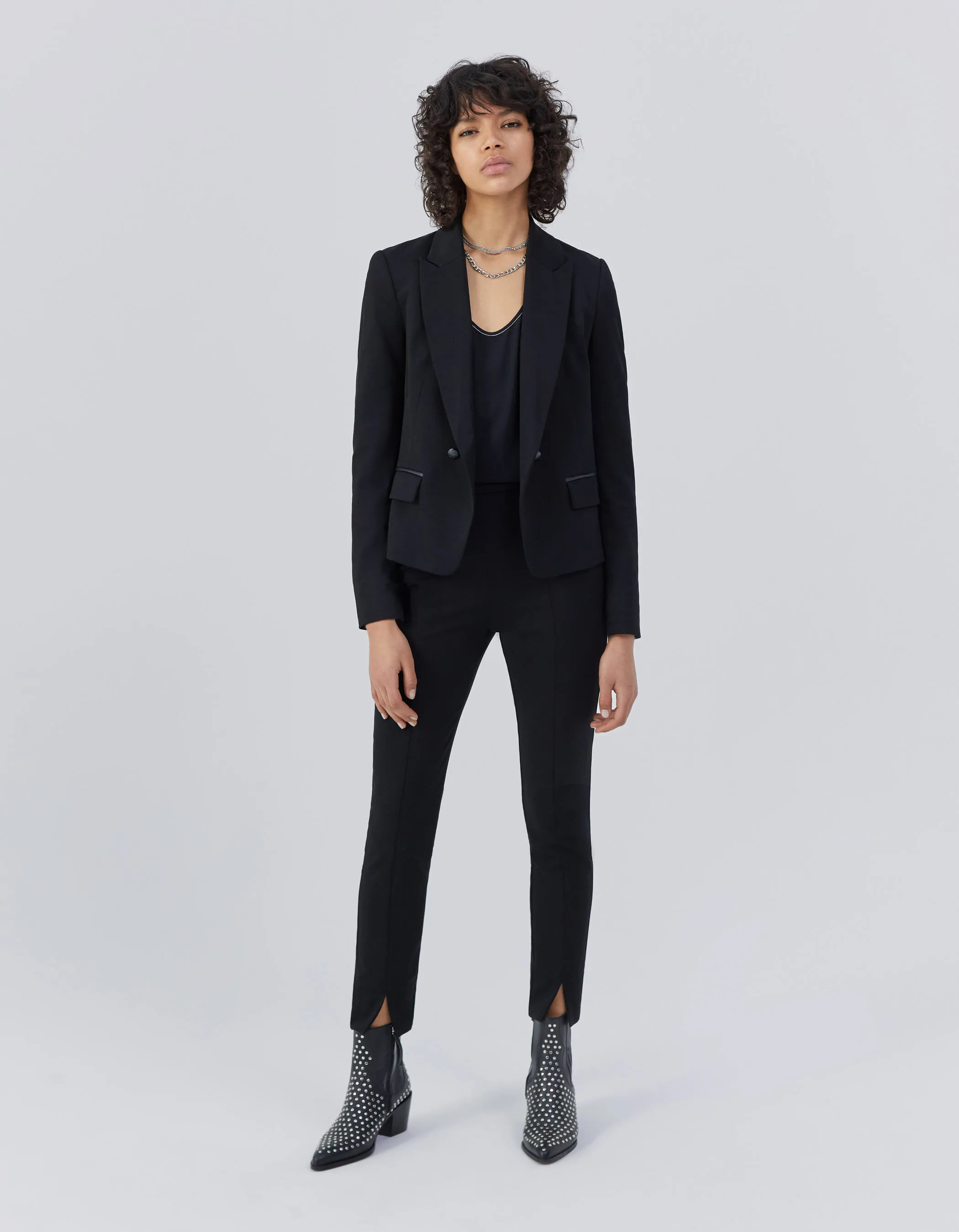 Veste tailleur en twill noir coupe ajustée femme